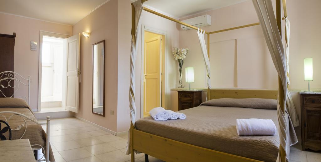B&B Dimora Muzio And Restaurant Gallipoli Exterior photo